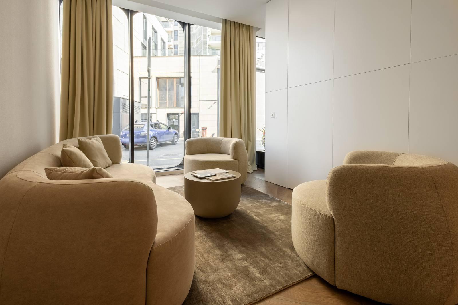 The window lounge